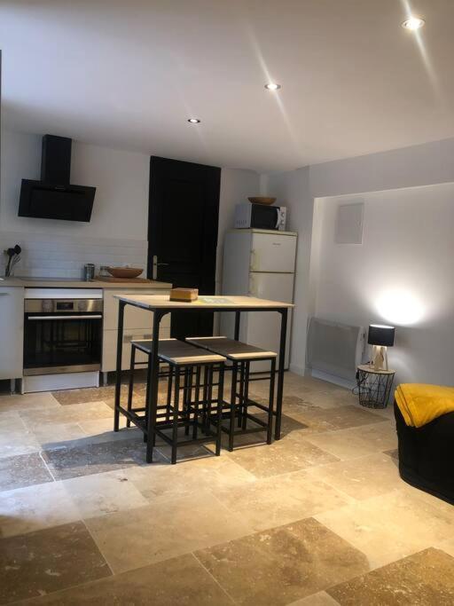 Bienvenue « A L'Ombre Du Figuier » Apartment Pieusse Exterior photo